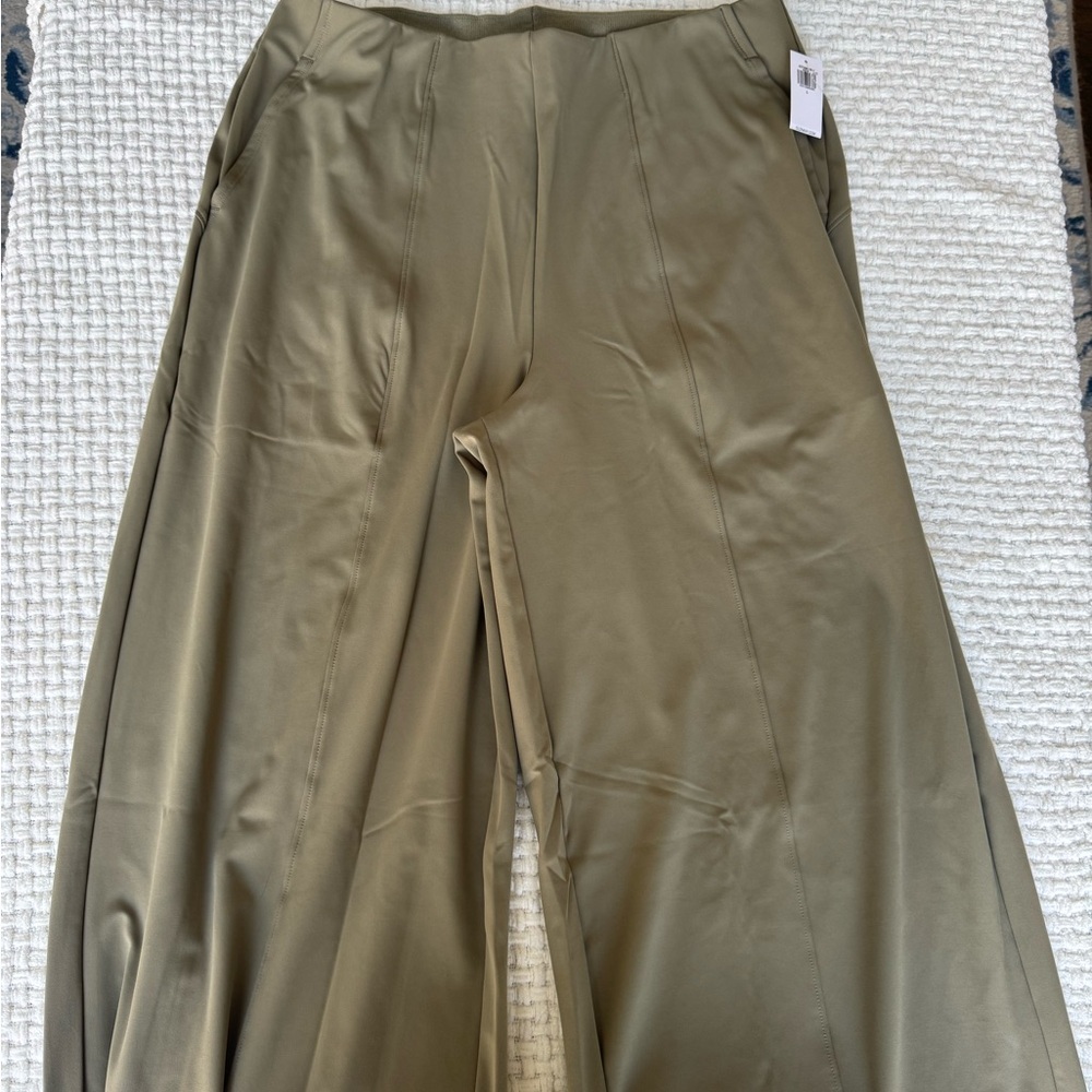 Old Navy Olive Powersoft High Waisted Wide Leg Pants